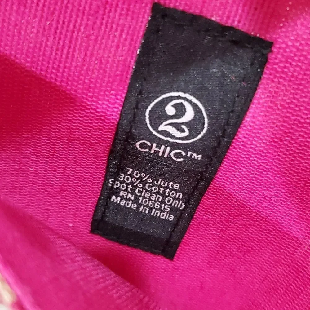 2 Chic Jute pink clutch - Picture 2 of 3